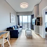 Hanza Tower Swimming Pool & Spa High Floor With Balcony!